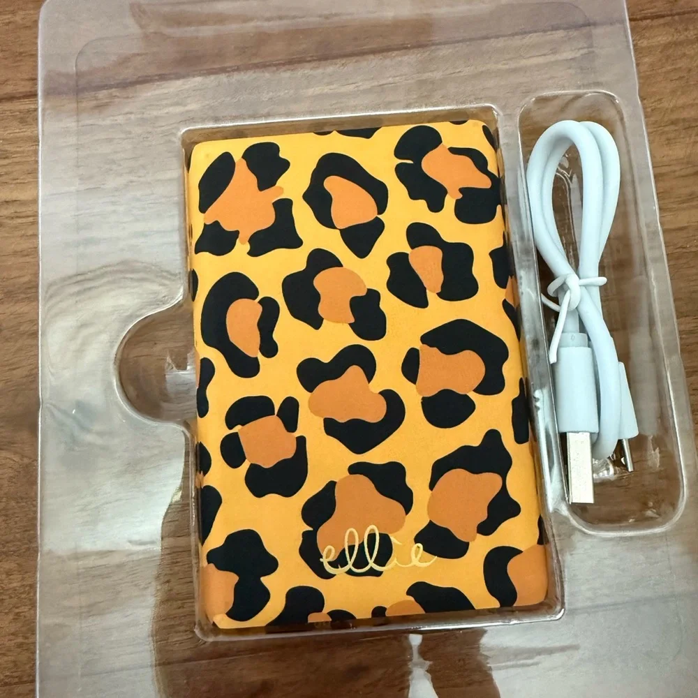 Ellie Leopard Portable Phone Charger